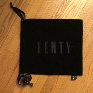 Puma Fenty Rihanna Velvet Duster Bag Black